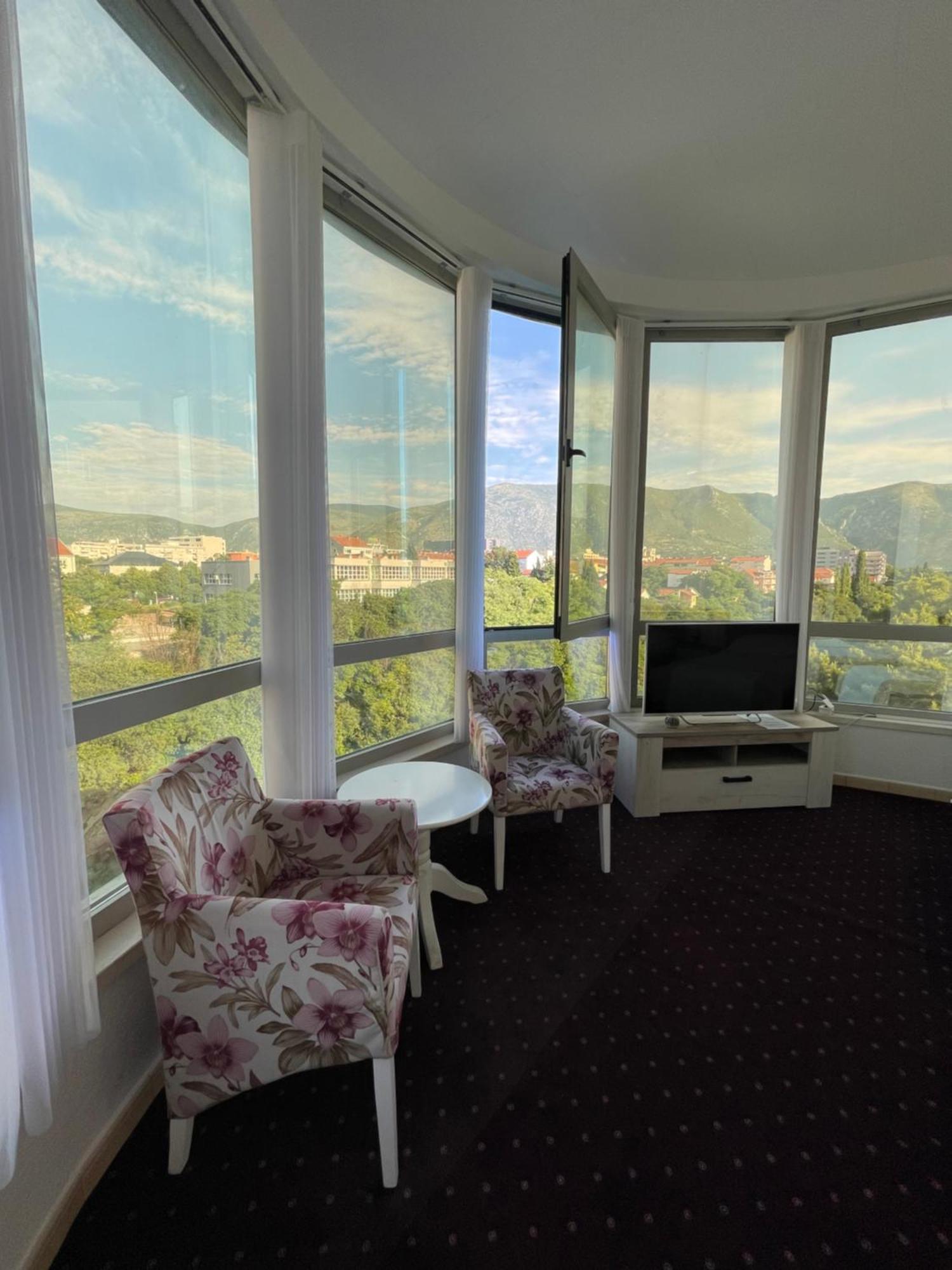 Lux Apartments Mostar Extérieur photo