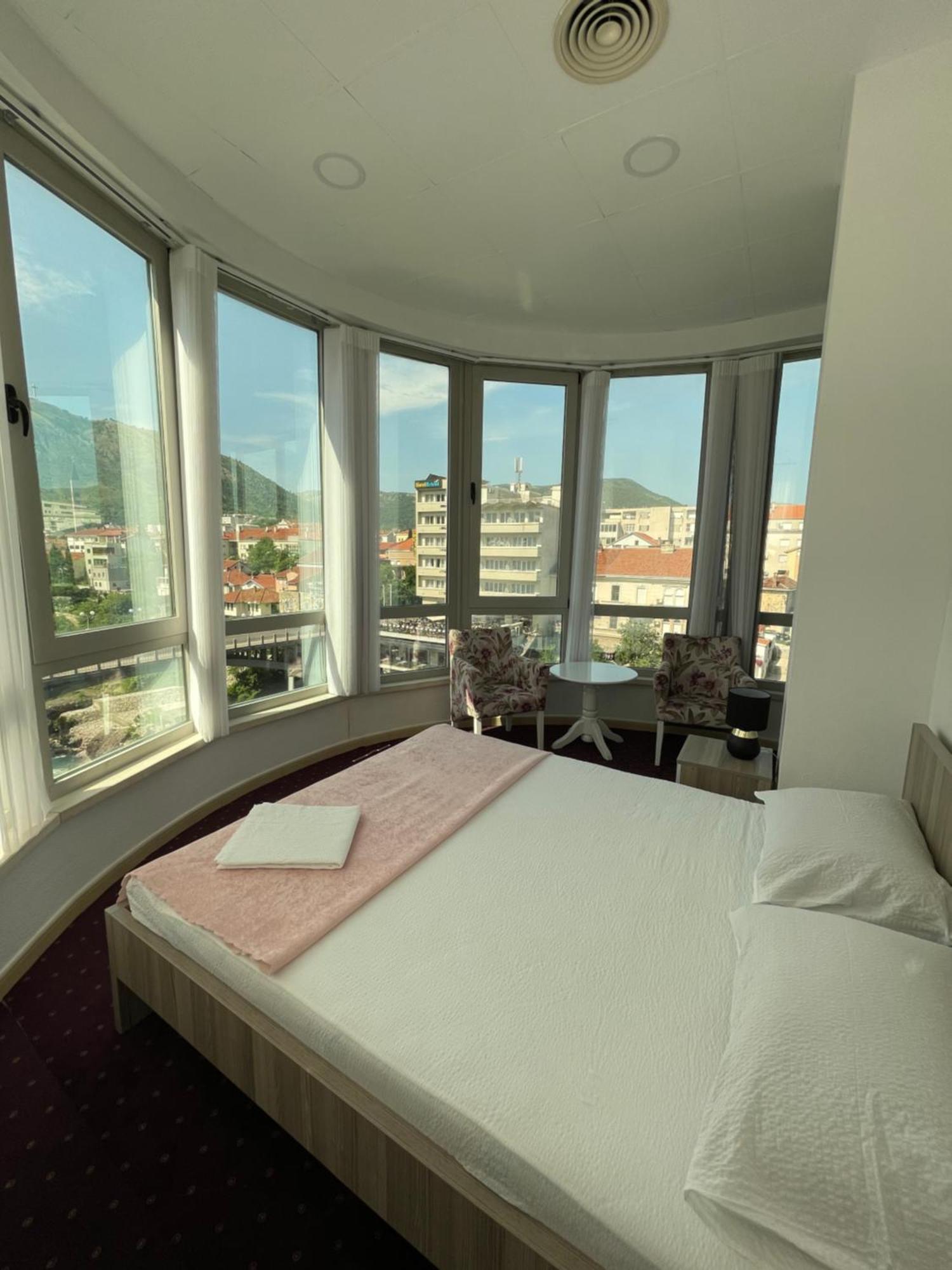 Lux Apartments Mostar Extérieur photo