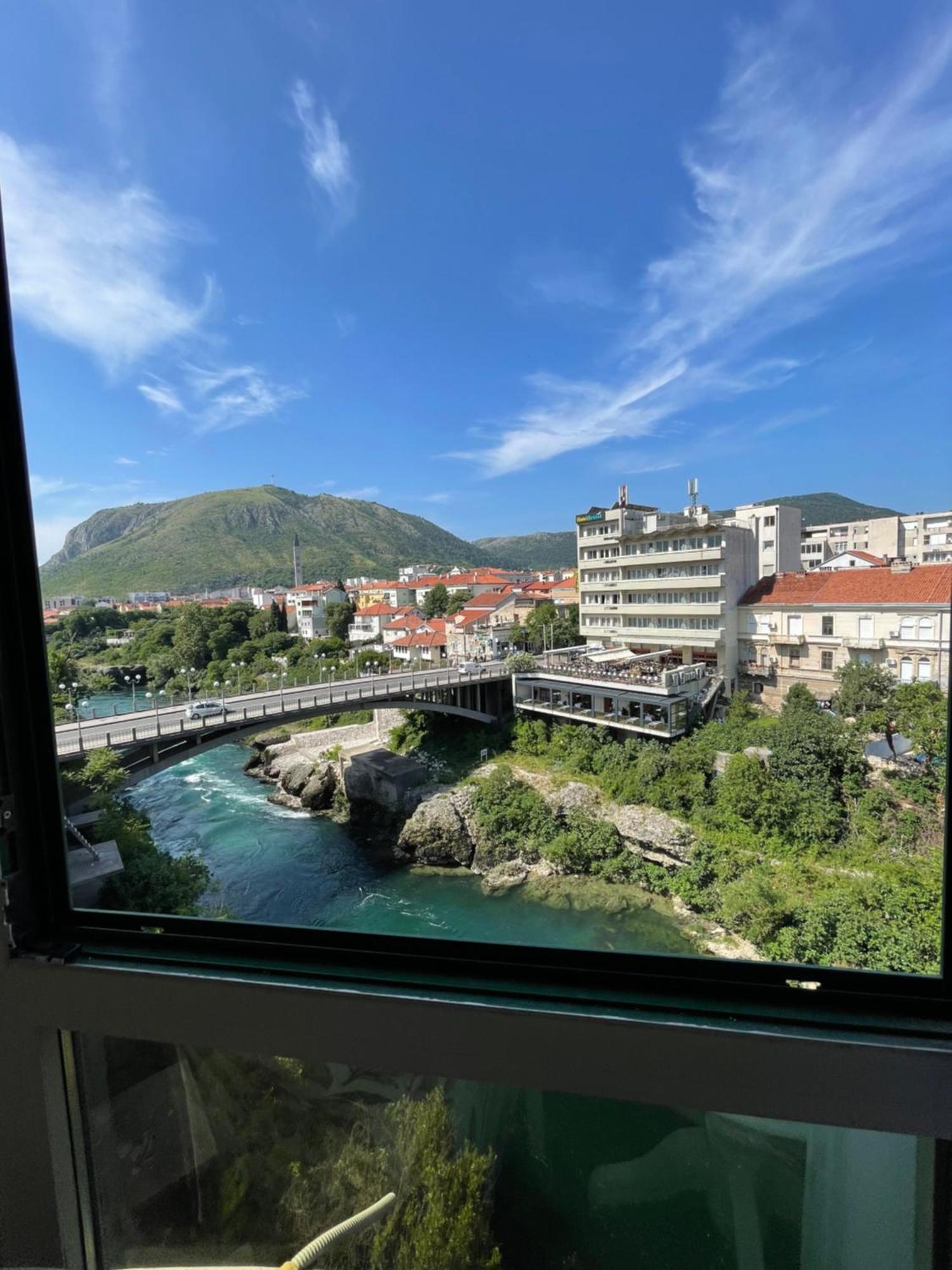 Lux Apartments Mostar Extérieur photo