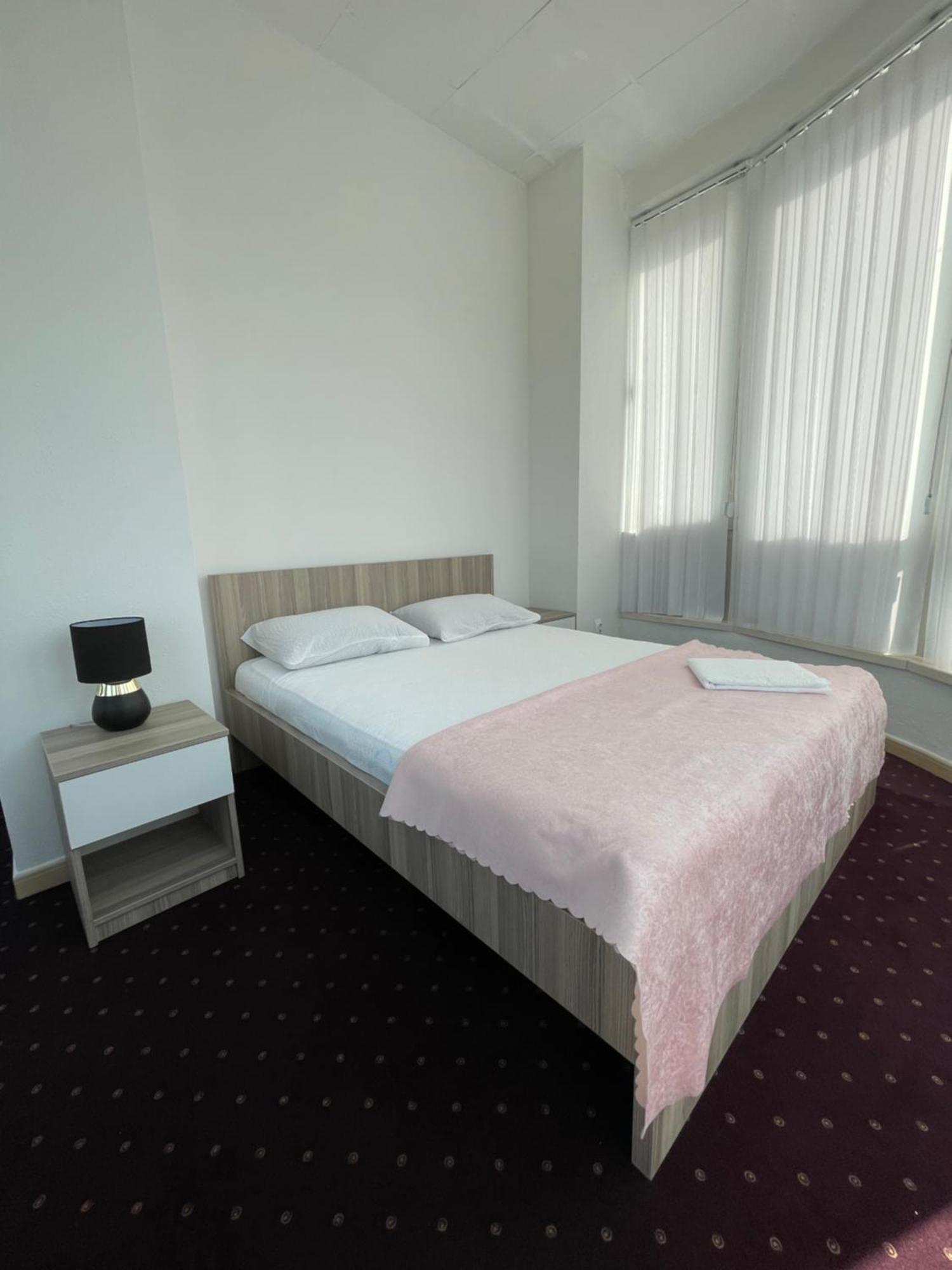Lux Apartments Mostar Extérieur photo